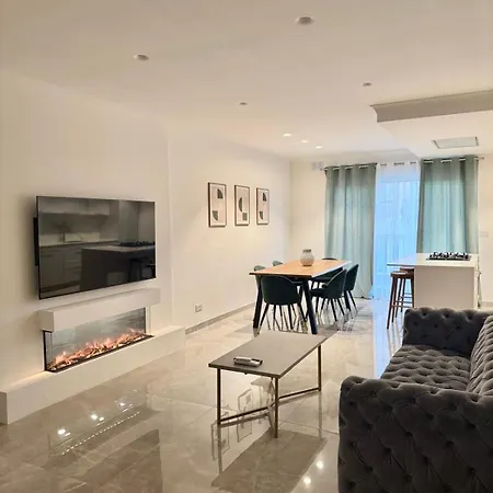 Central Apartment L'Inglin
